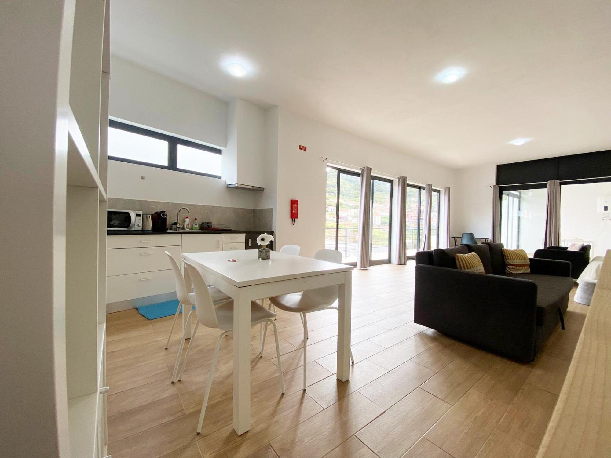 Machico Flat Center Near Beach W Parking מראה חיצוני תמונה